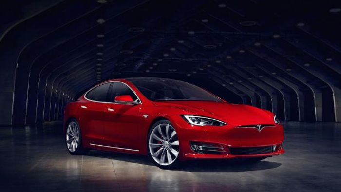 Новата Tesla Model S P100D е бърза колкото LaFerrari
